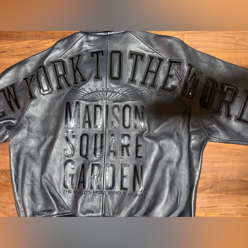 Kith & AVIREX for the New York Knicks Madison Square Garden Icon Jacket Sz Large - Picture 16 of 16